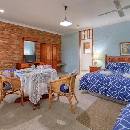 The Vineyard Motel Каура Екстериор снимка