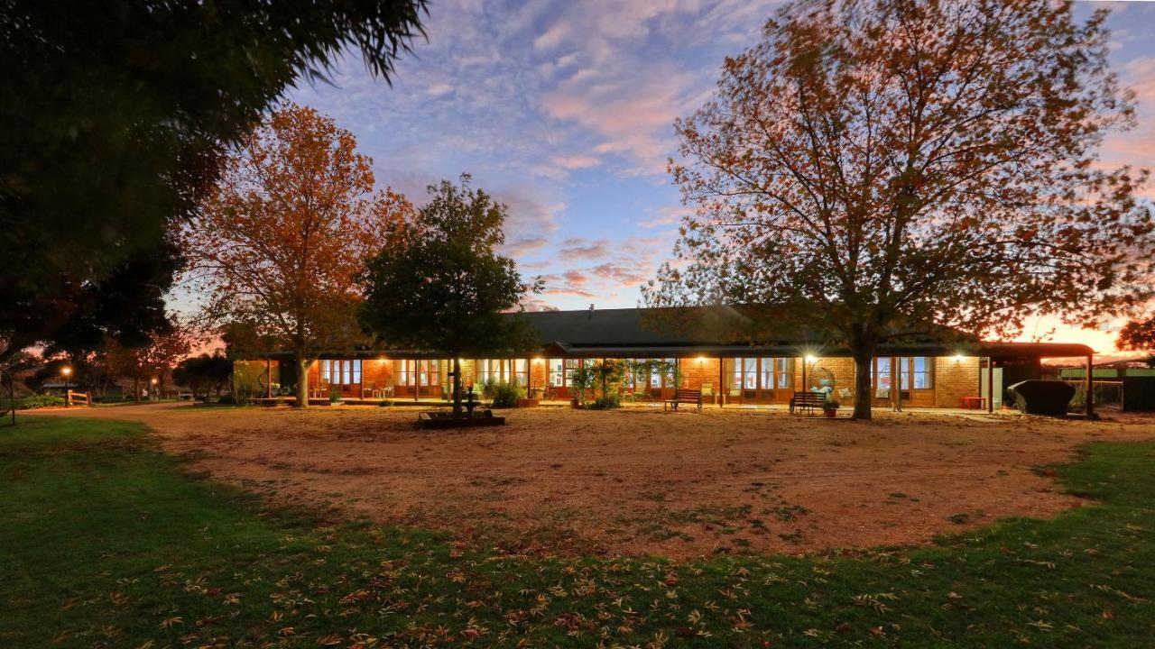 The Vineyard Motel Каура Екстериор снимка
